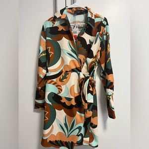 MNGO Retro Print Wrap Dress